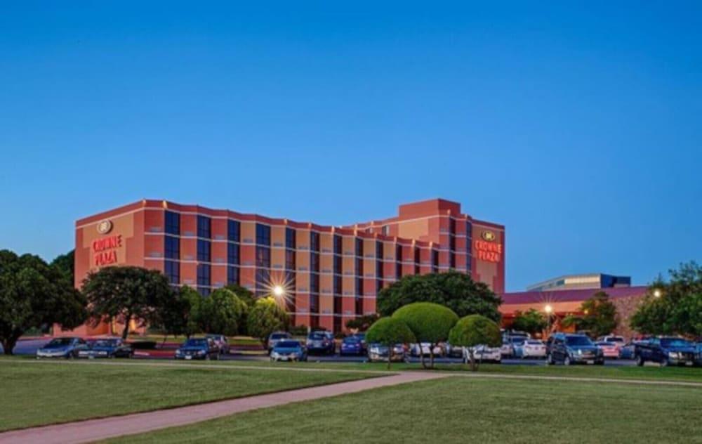 Radisson Hotel Austin - University Exterior photo